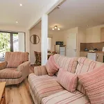 Chestnut Timber Vakantiehuis *